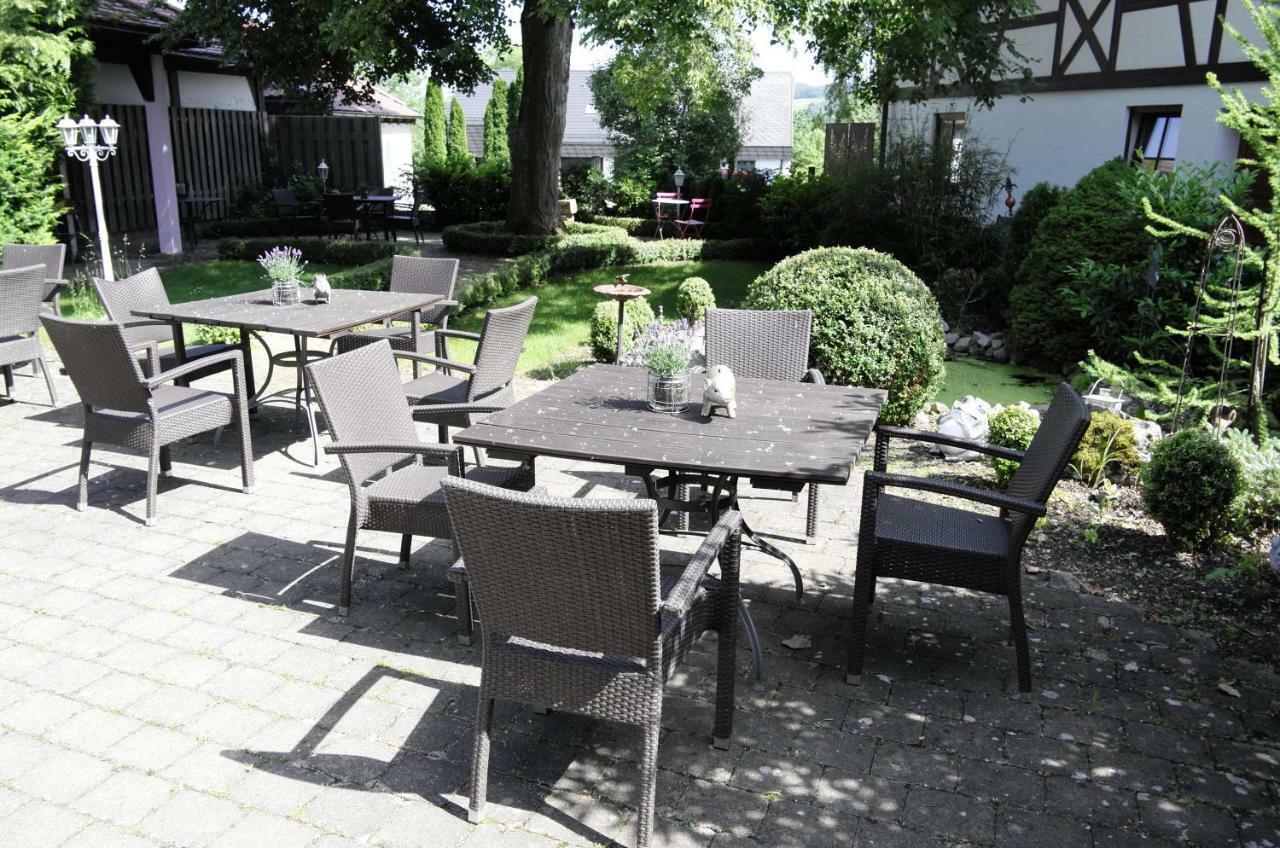 Gasthof Waescherschloss Wäschenbeuren Eksteriør bilde